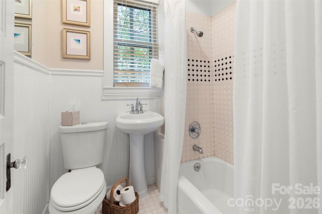 255 Hinson Terrace Drive, Saluda, NC 28773