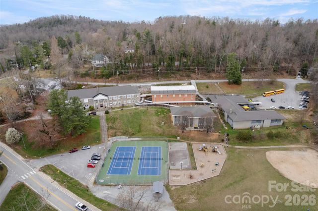 255 Hinson Terrace Drive, Saluda, NC 28773