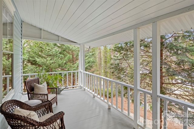 255 Hinson Terrace Drive, Saluda, NC 28773