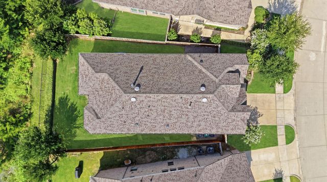 1109 Shire Drive, Aubrey, TX 76227