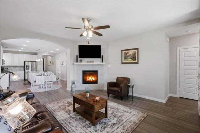 1109 Shire Drive, Aubrey, TX 76227