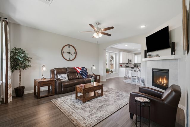 1109 Shire Drive, Aubrey, TX 76227