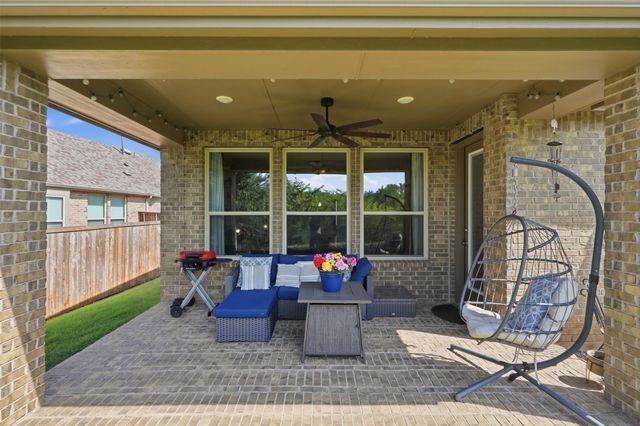 1109 Shire Drive, Aubrey, TX 76227