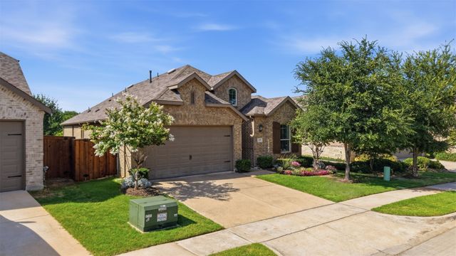 1109 Shire Drive, Aubrey, TX 76227