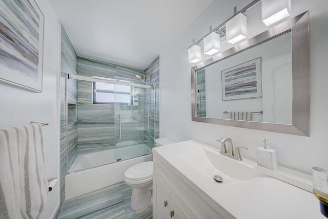 2831 SW 13th Court, Deerfield Beach, FL 33442