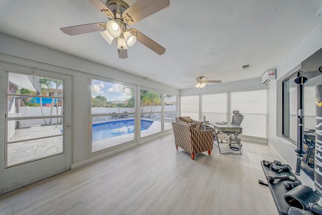 2831 SW 13th Court, Deerfield Beach, FL 33442