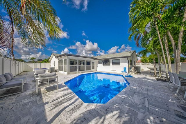 2831 SW 13th Court, Deerfield Beach, FL 33442