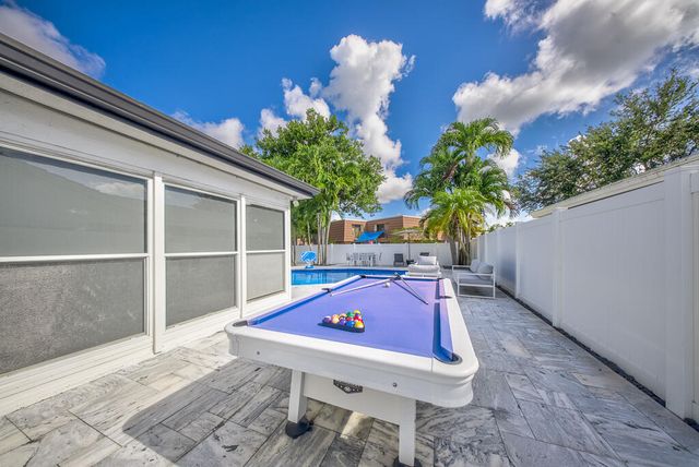 2831 SW 13th Court, Deerfield Beach, FL 33442