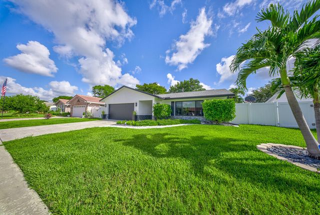 2831 SW 13th Court, Deerfield Beach, FL 33442