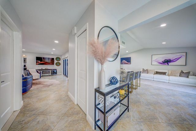 2831 SW 13th Court, Deerfield Beach, FL 33442