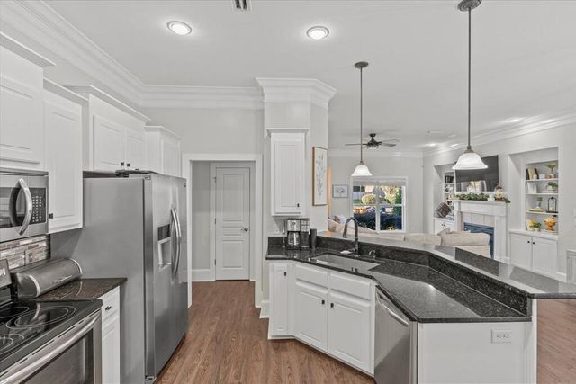 302 Craftsman Drive, Dothan, AL 36305