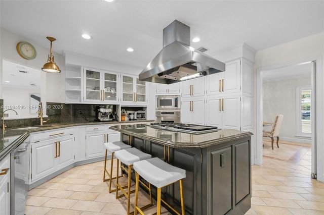 6801 SW 126th Ter, Pinecrest, FL 33156