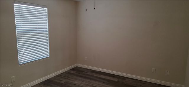 4534 Dover Straight Street, Las Vegas, NV 89115