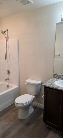 4534 Dover Straight Street, Las Vegas, NV 89115
