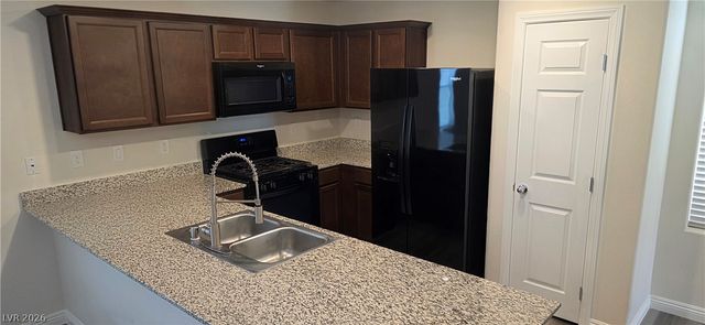 4534 Dover Straight Street, Las Vegas, NV 89115