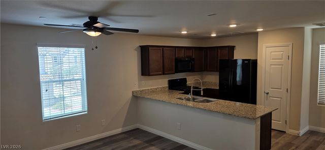 4534 Dover Straight Street, Las Vegas, NV 89115