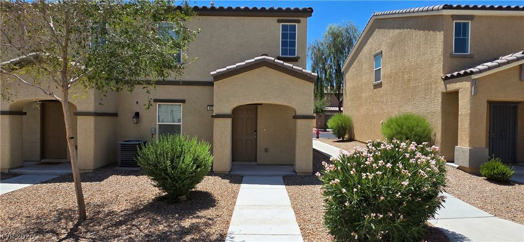 4534 Dover Straight Street, Las Vegas, NV 89115