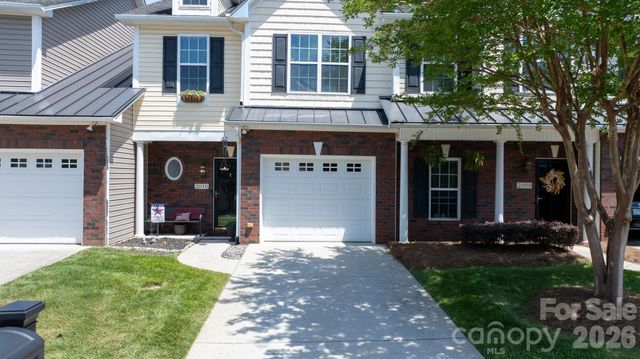 2010 Talbot Lane, Hickory, NC 28602