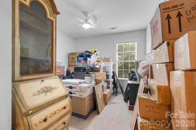 2010 Talbot Lane, Hickory, NC 28602