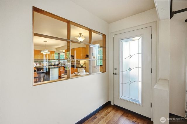 525 Kenosia Avenue S, Kent, WA 98030