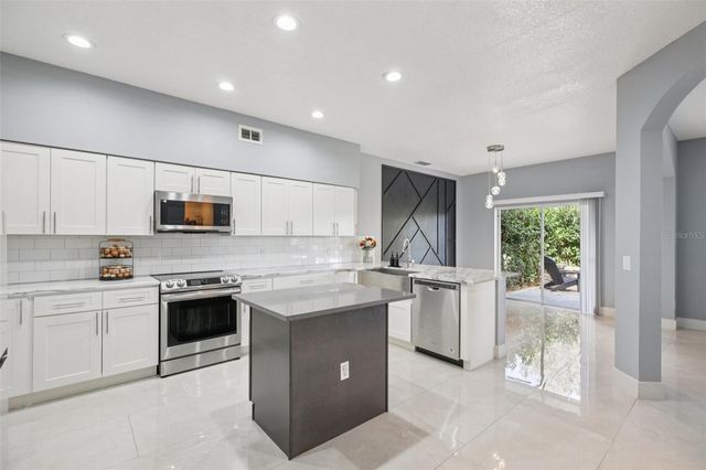 1978 APPLEGATE DRIVE, Ocoee, FL 34761