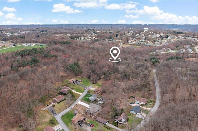 229 Todd Ln, Center Twp - Bea, PA 15061