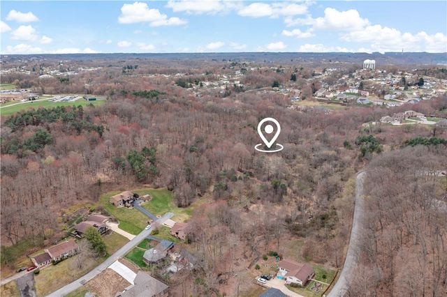 229 Todd Ln, Center Twp - Bea, PA 15061