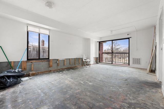 280 Harvard St 4D, Cambridge, MA 02139