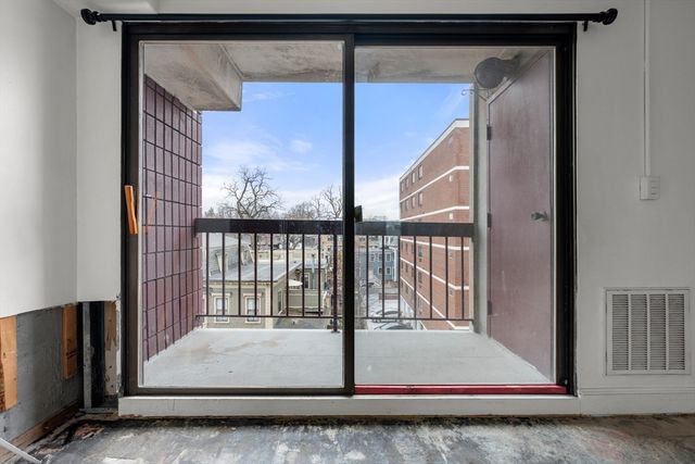 280 Harvard St 4D, Cambridge, MA 02139