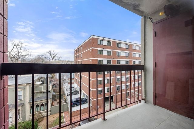 280 Harvard St 4D, Cambridge, MA 02139