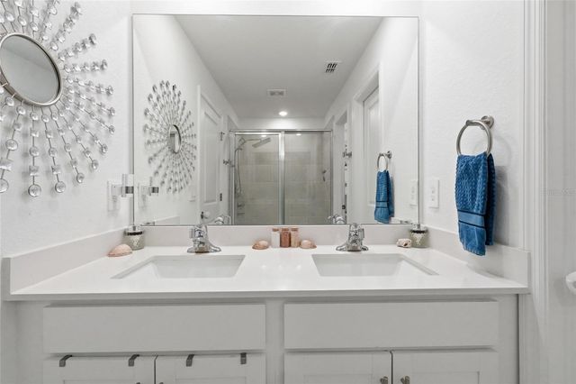 14215 LILAC SKY TERRACE, Bradenton, FL 34211