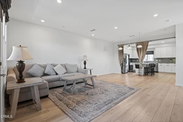 302 Marlee Lane, Camarillo, CA 93012