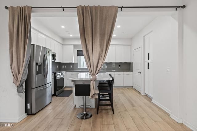 302 Marlee Lane, Camarillo, CA 93012