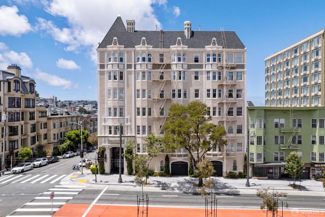 2701 Van Ness Avenue 403, San Francisco, CA 94109