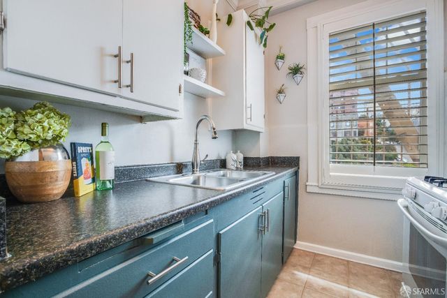 2701 Van Ness Avenue 403, San Francisco, CA 94109