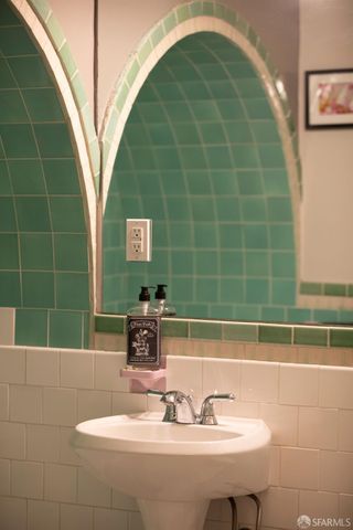 2701 Van Ness Avenue 403, San Francisco, CA 94109