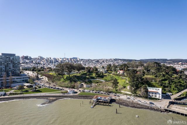 2701 Van Ness Avenue 403, San Francisco, CA 94109