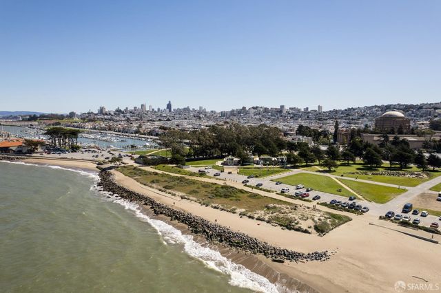 2701 Van Ness Avenue 403, San Francisco, CA 94109