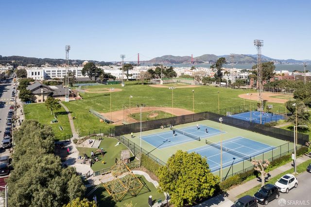 2701 Van Ness Avenue 403, San Francisco, CA 94109