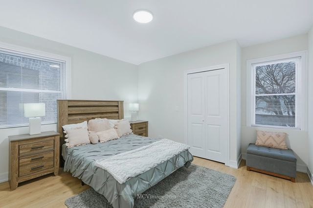 6206 S Kolin Avenue, Chicago, IL 60629