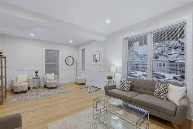 6206 S Kolin Avenue, Chicago, IL 60629