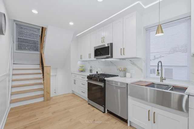 6206 S Kolin Avenue, Chicago, IL 60629