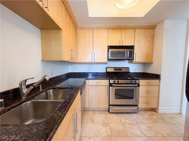 230 East Flamingo Road 320, Las Vegas, NV 89169