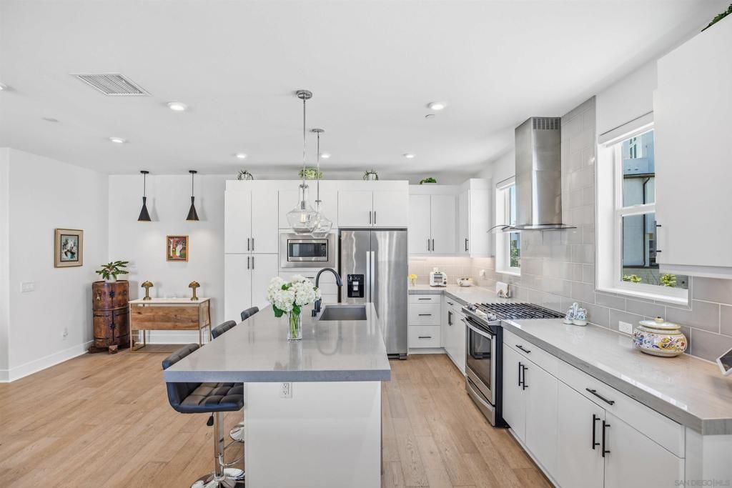 2854 Avella, San Diego, CA 92108 — photo 4