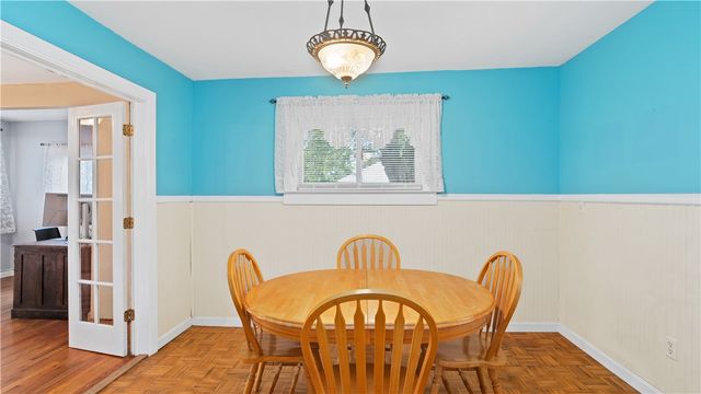 427 Elm Street, Warwick, RI 02888