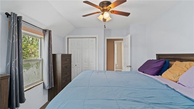 427 Elm Street, Warwick, RI 02888