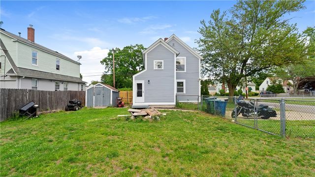 427 Elm Street, Warwick, RI 02888