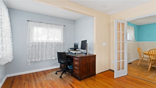 427 Elm Street, Warwick, RI 02888
