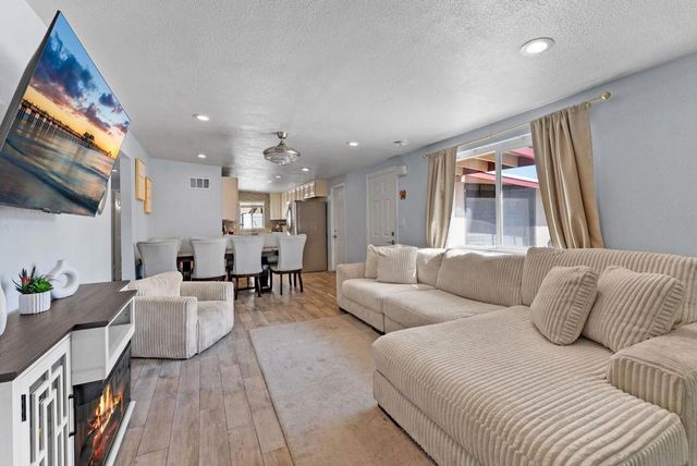 1362 Joliet St, El Cajon, CA 92019