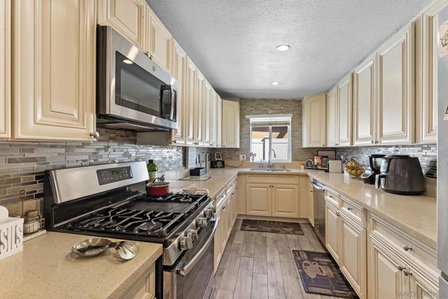 1362 Joliet St, El Cajon, CA 92019